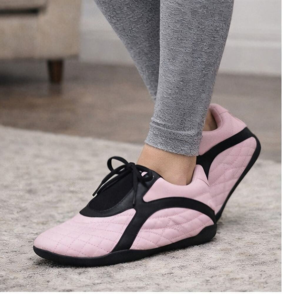 E. MSRP: $50 NWB: RUNWAY READY - Cape Robbin Pink|Black Zen Sneakers ♡SIZE 8♡